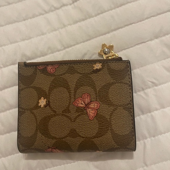 Coach Wallet - Picture 2 of 4